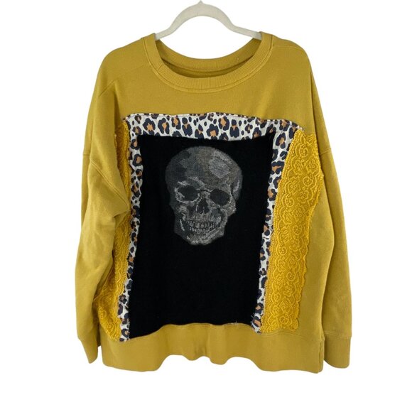 Women's Yellow Skull Lace Patchwork Oversized Goth Handmade Sweatshirt Crew Neck - Picture 5 of 6